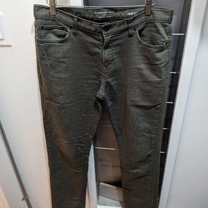 Banana Republic Green Travel Jean 33x32